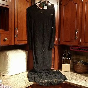 Long black dress elegant